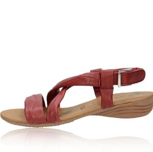 Tamaris Leather Criss Cross Sandal. NWOT